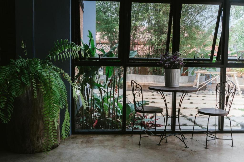 Hug Inn Phrae Exteriér fotografie